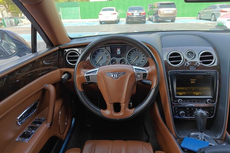 Used Bentley Flying Spur 2014 4.0T V8 Prestige Edition Steering Wheel