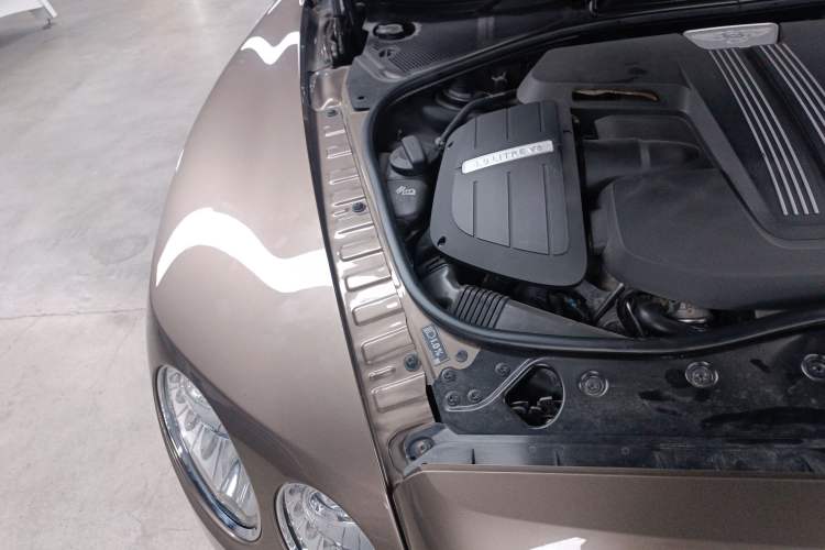 Used Bentley Flying Spur 2014 4.0T V8 Prestige Edition Engine Bay Right