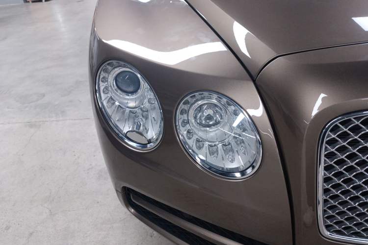 Used Bentley Flying Spur 2014 4.0T V8 Prestige Edition Right Front Headlight