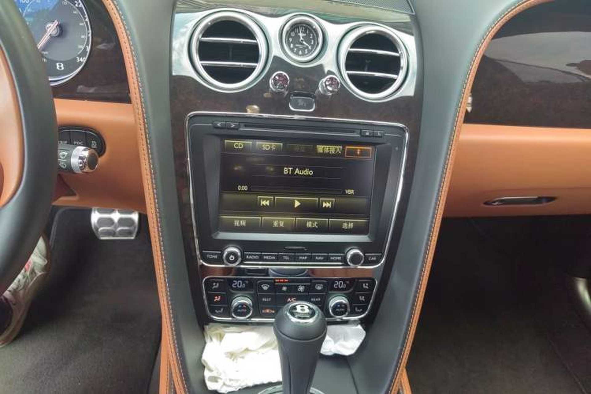 Used Bentley Flying Spur 2014 4.0T V8 Prestige Edition Audio And AC Panel
