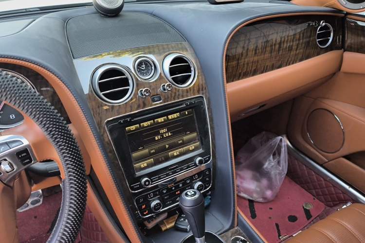 Used Bentley Flying Spur 2014 4.0T V8 Standard Edition Audio And AC Panel