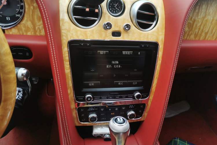 Used Bentley Flying Spur 2014 4.0T V8 Prestige Edition Audio And AC Panel