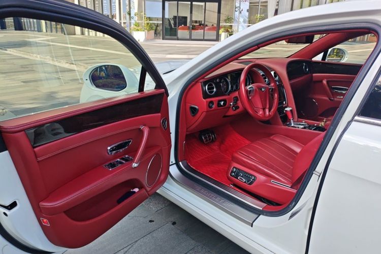 Used Bentley Flying Spur 2014 4.0T V8 Prestige Edition Driver Seat