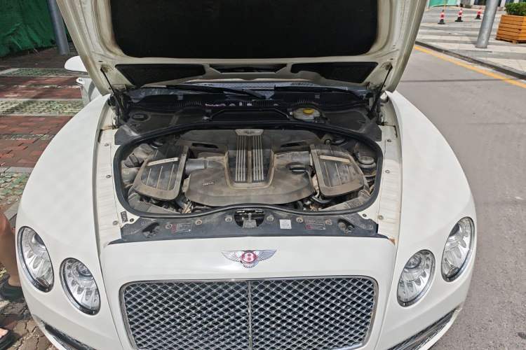 Used Bentley Flying Spur 2014 4.0T V8 Standard Edition Engine Bay