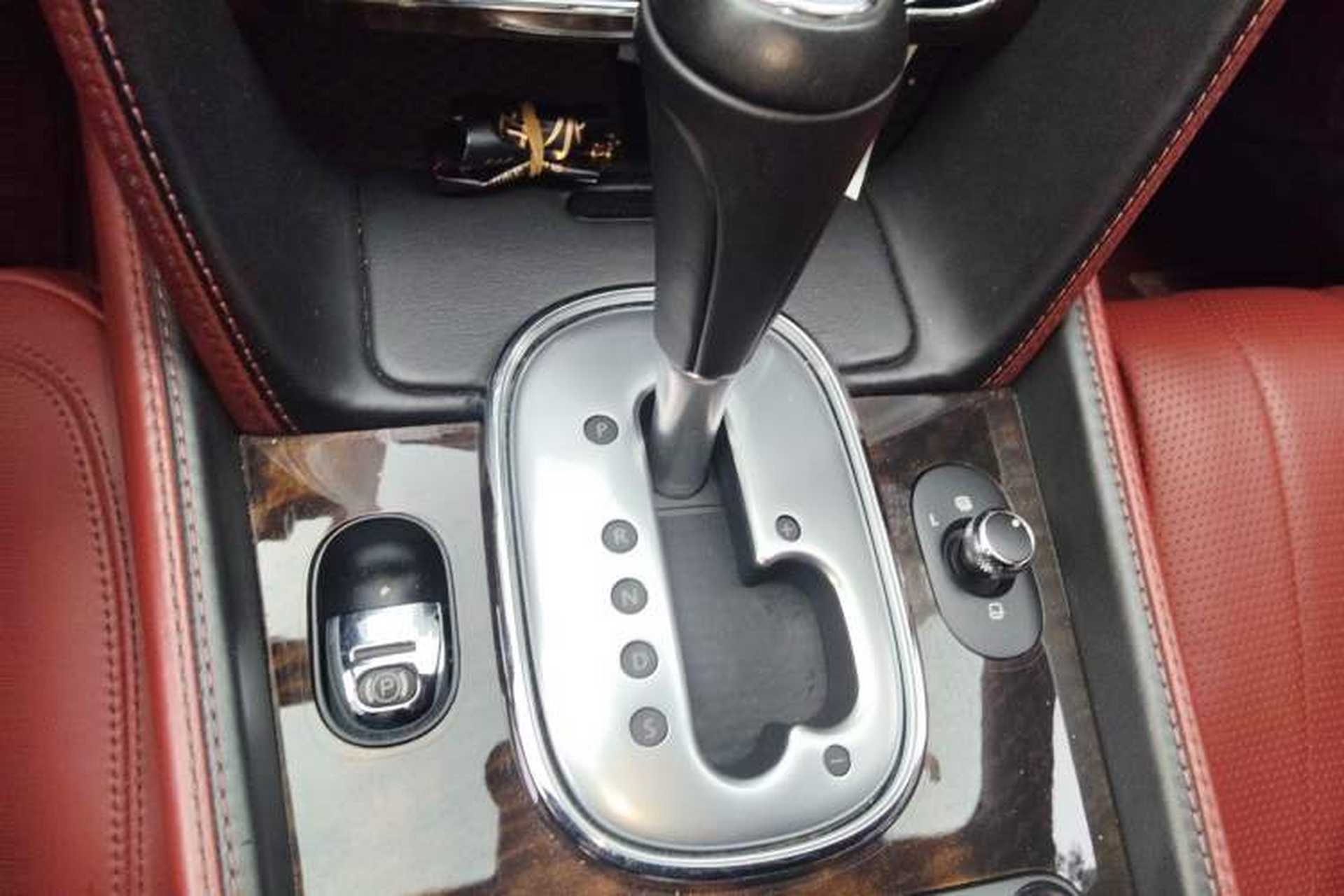 Used Bentley Flying Spur 2014 4.0T V8 Prestige Edition Gear Lever
