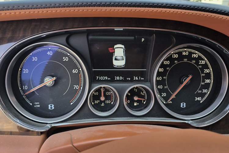 Used Bentley Flying Spur 2014 4.0T V8 Standard Edition Instrument Cluster