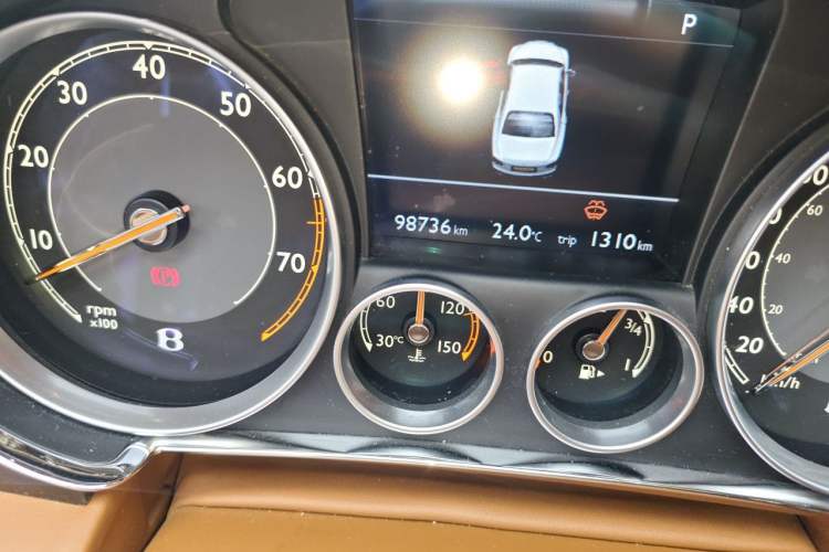 Used Bentley Flying Spur 2014 4.0T V8 Prestige Edition Odometer Close Up