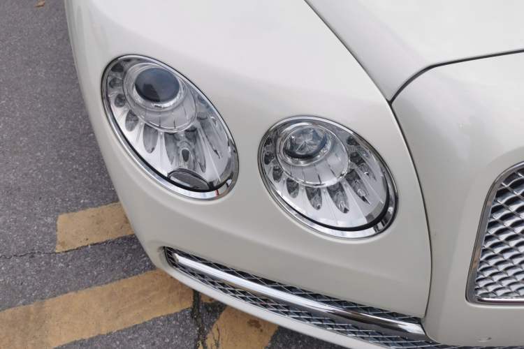 Used Bentley Flying Spur 2014 4.0T V8 Prestige Edition Right Front Headlight