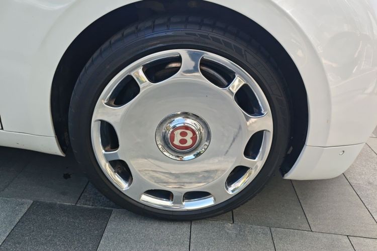 Used Bentley Flying Spur 2014 4.0T V8 Prestige Edition Right Front Wheel Hub