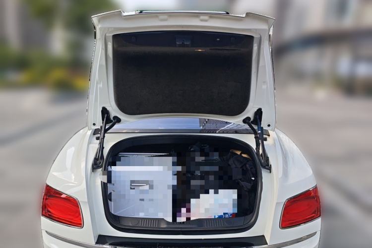 Used Bentley Flying Spur 2014 4.0T V8 Prestige Edition Trunk