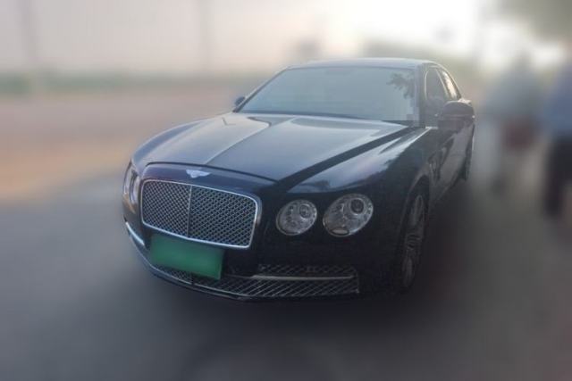 Used Bentley Flying Spur Bentley Flying Spur V8, 21-inch wheels