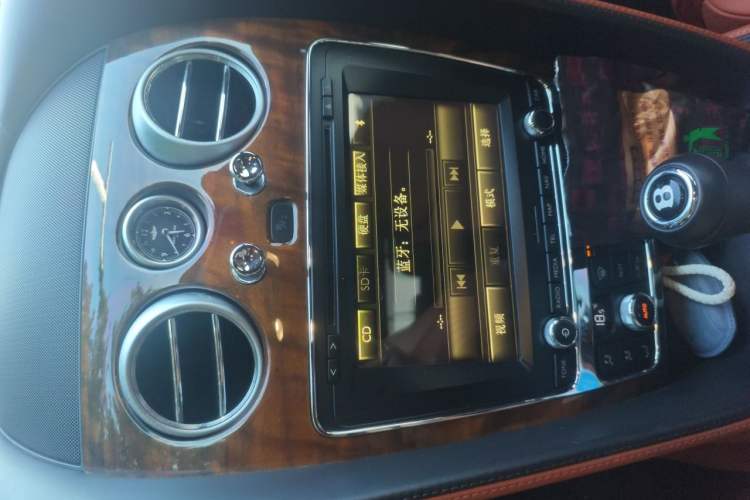 Used Bentley Flying Spur  Audio And AC Panel