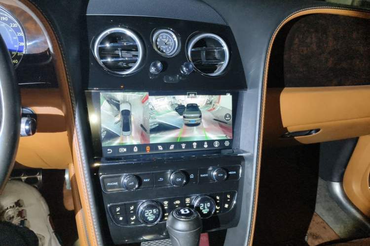 Used Bentley Flying Spur 2015 4.0T V8 Luxury Edition Audio And AC Panel