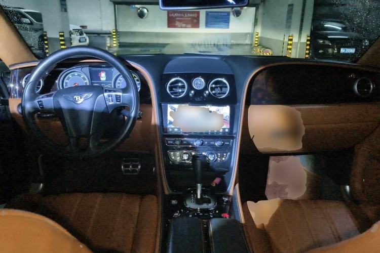Used Bentley Flying Spur 2015 4.0T V8 Luxury Edition Center Console