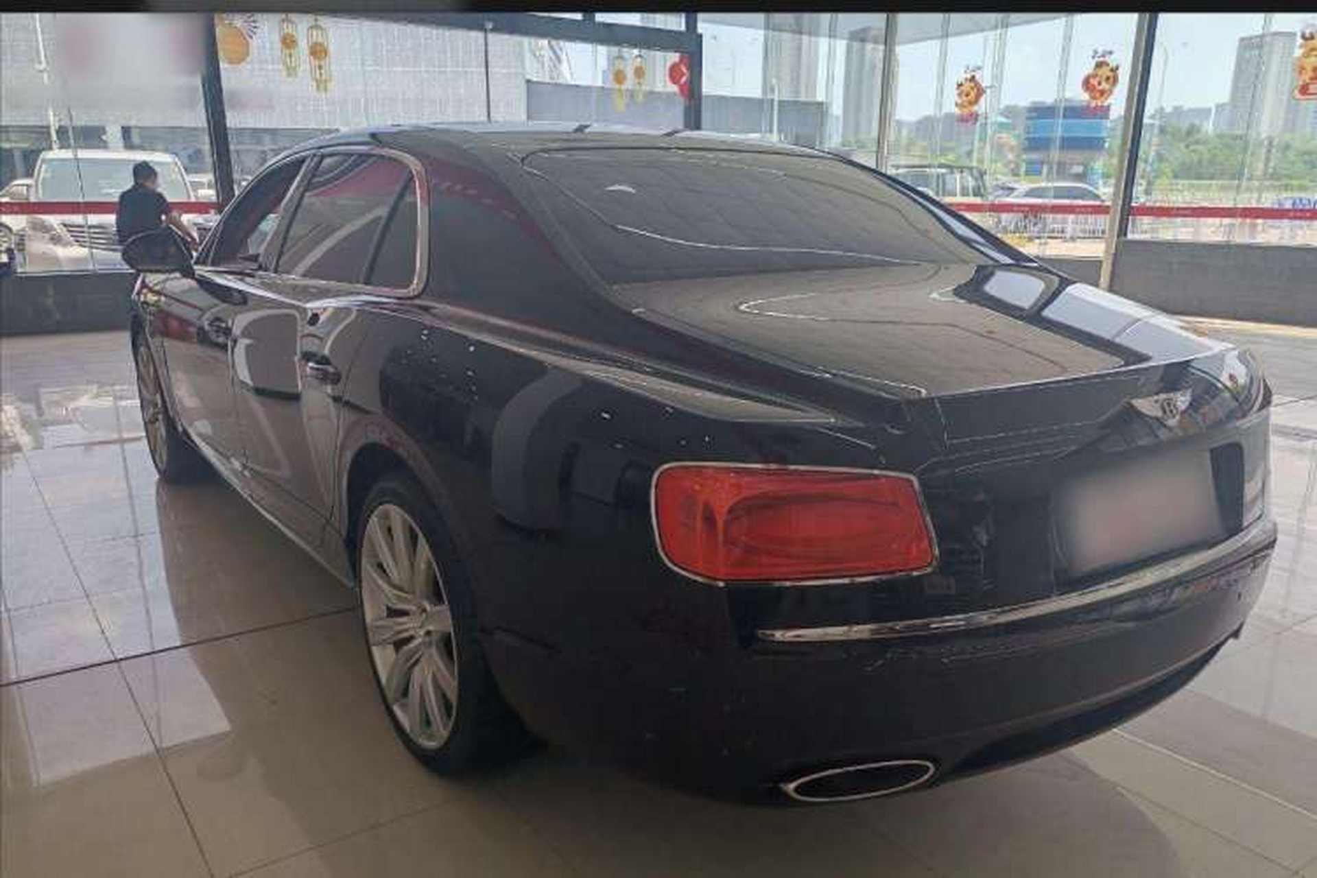 Used Bentley Flying Spur 2015 6.0T W12 Standard Edition Exterior 4