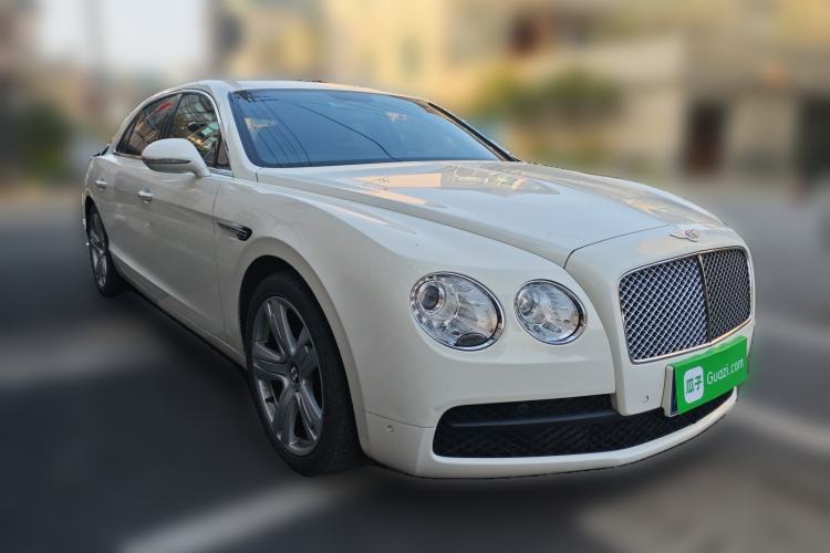 Used Bentley Flying Spur 2015 4.0T V8 Standard Edition Front Right 45 Deg