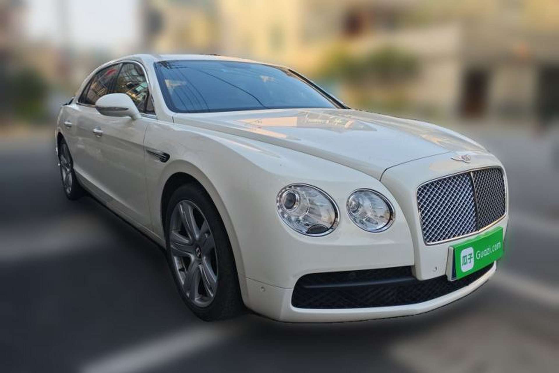 Used Bentley Flying Spur 2015 4.0T V8 Standard Edition Front Right 45 Deg