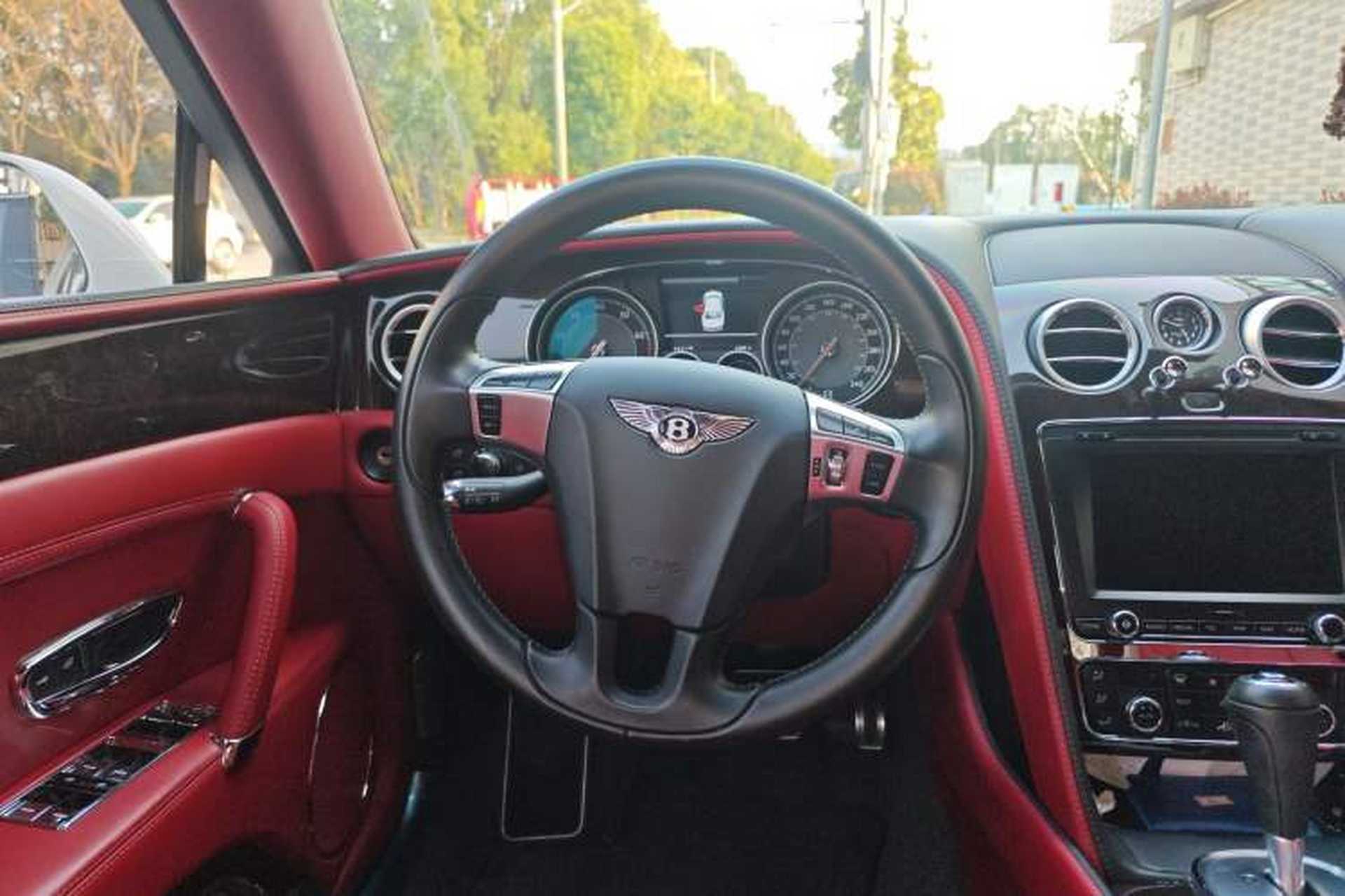 Used Bentley Flying Spur 2015 4.0T V8 Standard Edition Steering Wheel