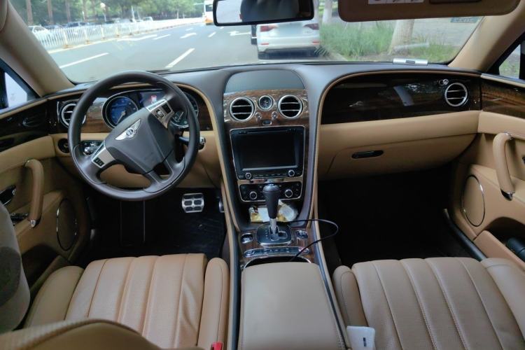 Used Bentley Flying Spur 2016 4.0T V8 Standard Edition Center Console