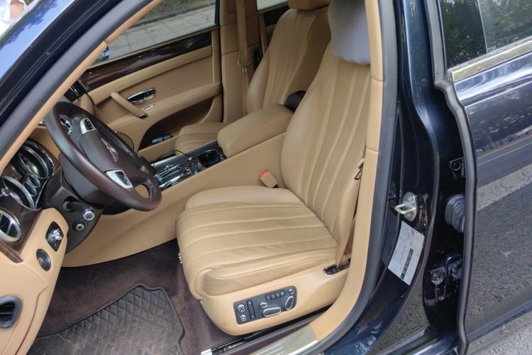 Used Bentley Flying Spur 2016 4.0T V8 Standard Edition Left Front Seat
