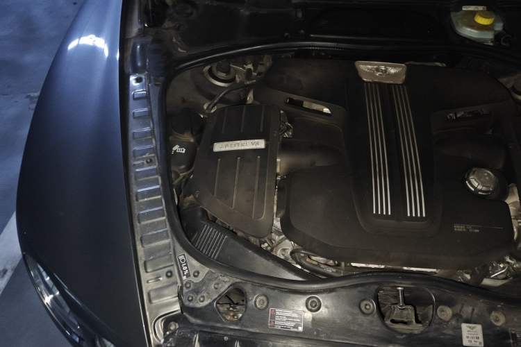 Used Bentley Flying Spur 2016 4.0T V8 Standard Edition Engine Bay Right