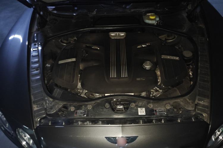 Used Bentley Flying Spur 2016 4.0T V8 Standard Edition Engine Bay