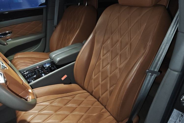 Used Bentley Flying Spur 2016 4.0T V8 Standard Edition Left Front Seat