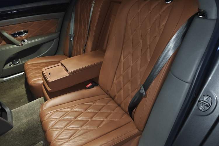Used Bentley Flying Spur 2016 4.0T V8 Standard Edition Left Rear Seat