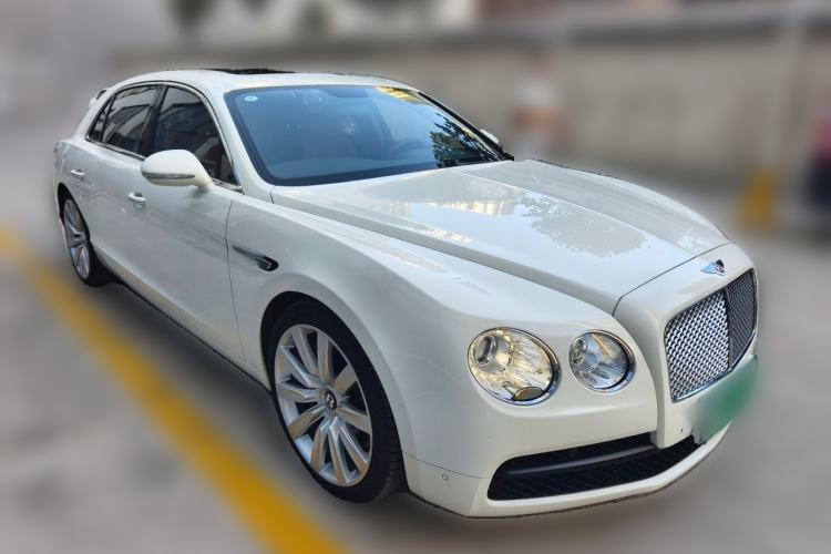 Used Bentley Flying Spur 2016 4.0T V8 Standard Edition Front Right 45 Deg