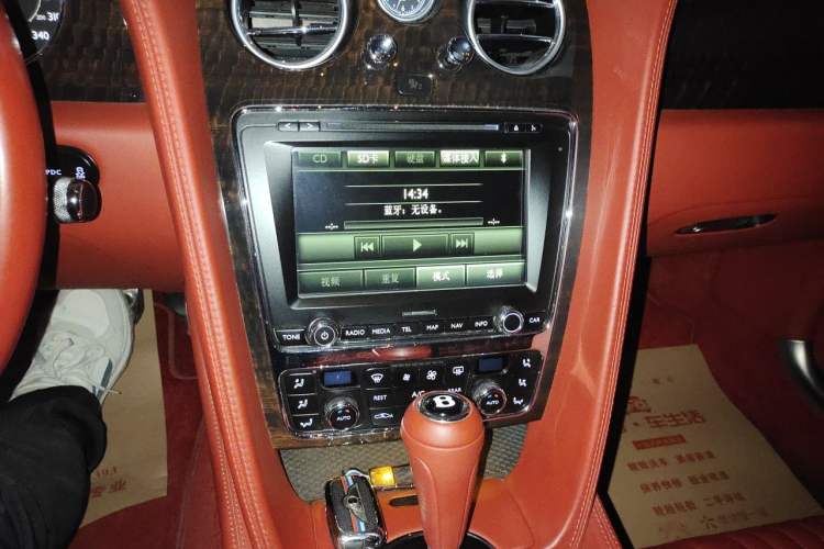 Used Bentley Flying Spur 2017 4.0T V8 Standard Edition Audio And AC Panel