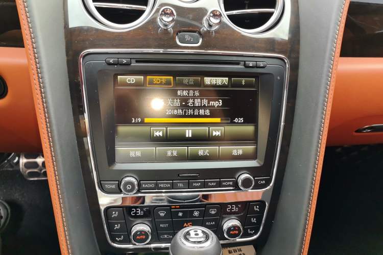 Used Bentley Flying Spur 2017 4.0T V8 Standard Edition Audio And AC Panel
