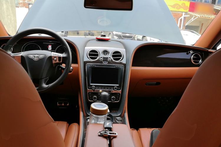 Used Bentley Flying Spur 2017 4.0T V8 Standard Edition Center Console