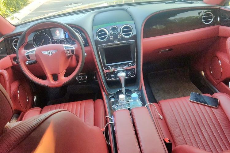 Used Bentley Flying Spur 2017 4.0T V8 S Standard Edition Center Console