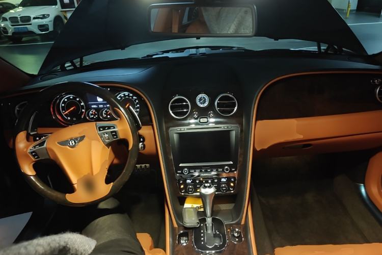 Used Bentley Flying Spur 2017 4.0T V8 S Standard Edition Center Console