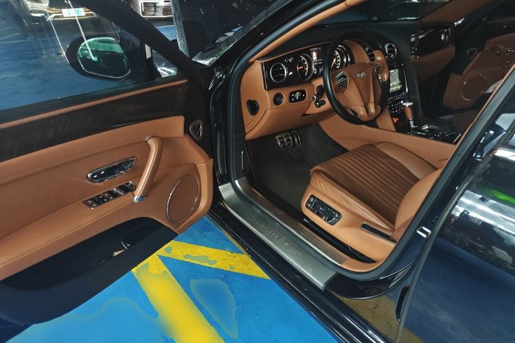Used Bentley Flying Spur 2017 4.0T V8 Standard Edition Driver Seat