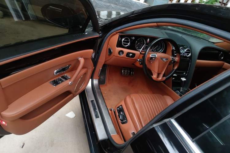 Used Bentley Flying Spur 2017 4.0T V8 S Standard Edition Driver Seat