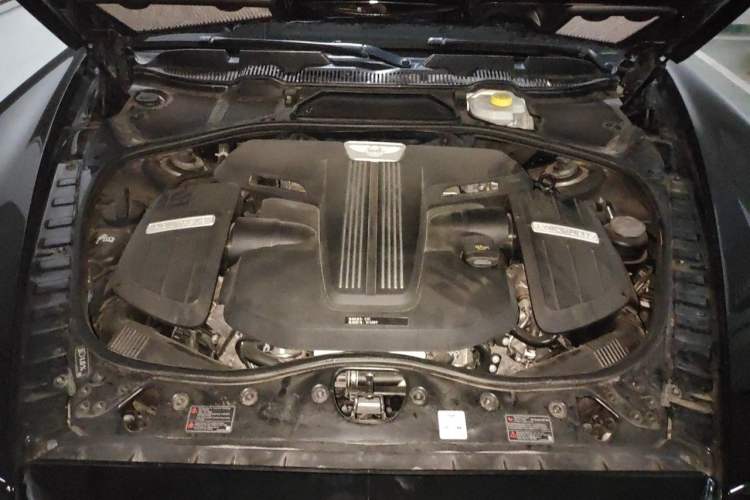 Used Bentley Flying Spur 2017 4.0T V8 Standard Edition Engine Bay
