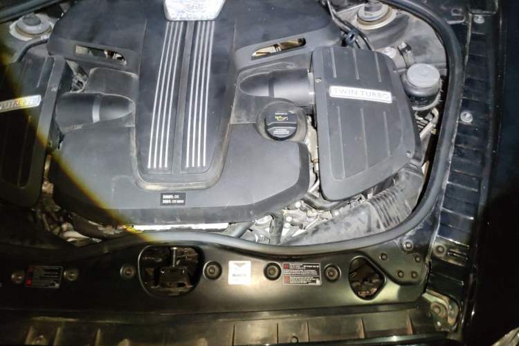 Used Bentley Flying Spur 2017 4.0T V8 S Standard Edition Engine Bay Left