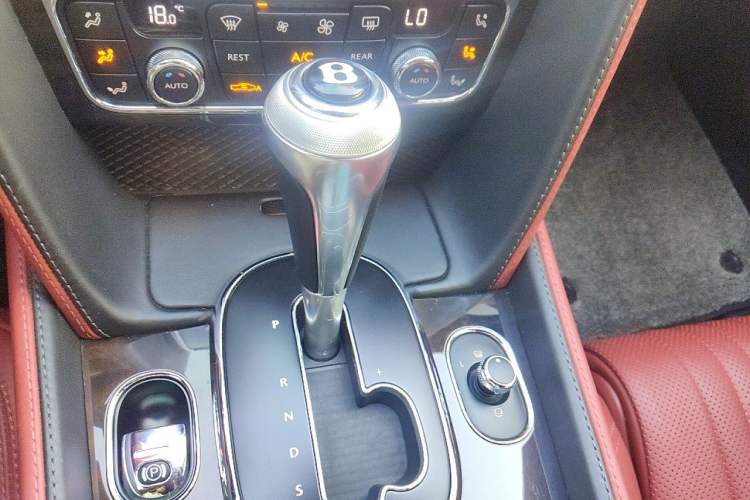 Used Bentley Flying Spur 2017 4.0T V8 S Standard Edition Gear Lever