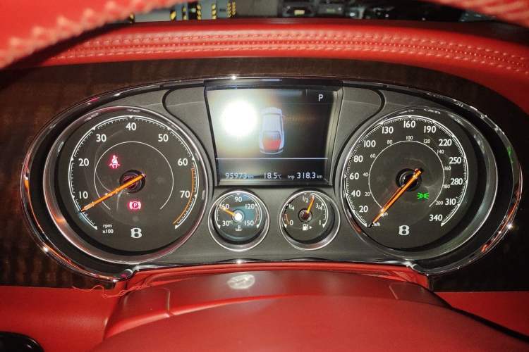 Used Bentley Flying Spur 2017 4.0T V8 Standard Edition Instrument Cluster
