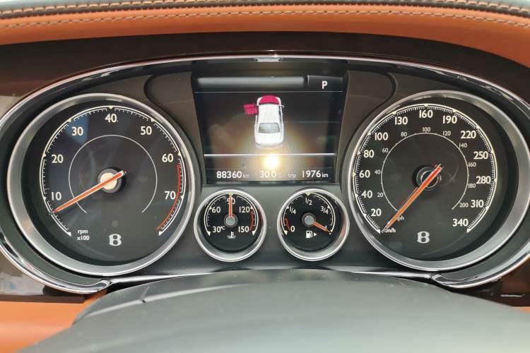 Used Bentley Flying Spur 2017 4.0T V8 Standard Edition Instrument Cluster