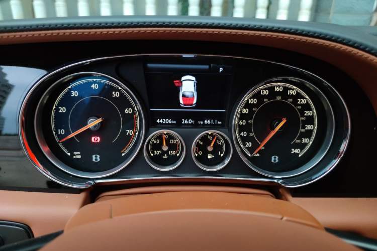 Used Bentley Flying Spur 2017 4.0T V8 S Standard Edition Instrument Cluster