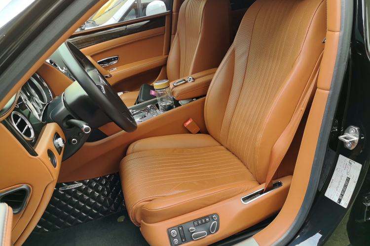 Used Bentley Flying Spur 2017 4.0T V8 Standard Edition Left Front Seat