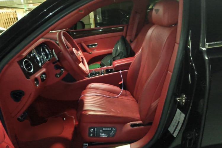 Used Bentley Flying Spur 2017 4.0T V8 S Standard Edition Left Front Seat