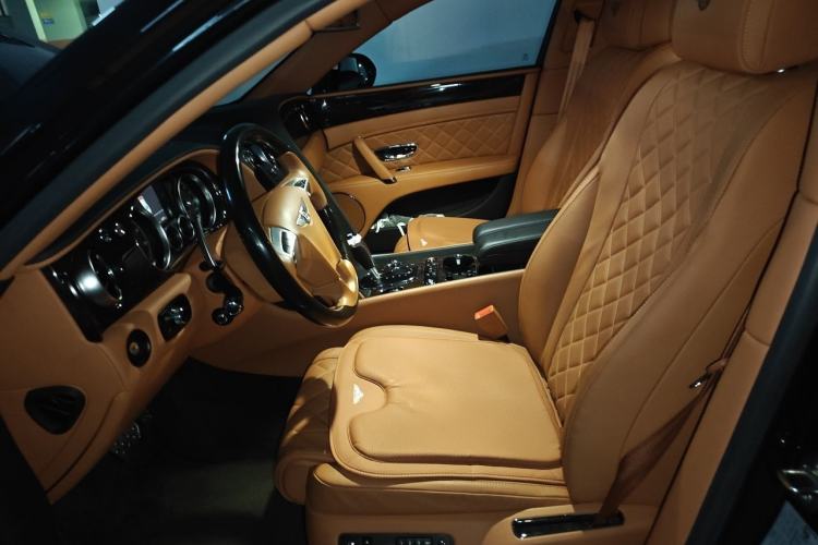 Used Bentley Flying Spur 2017 4.0T V8 S Standard Edition Left Front Seat