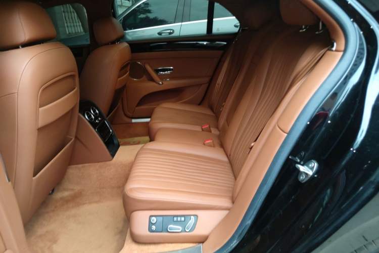Used Bentley Flying Spur 2017 4.0T V8 S Standard Edition Left Rear Seat