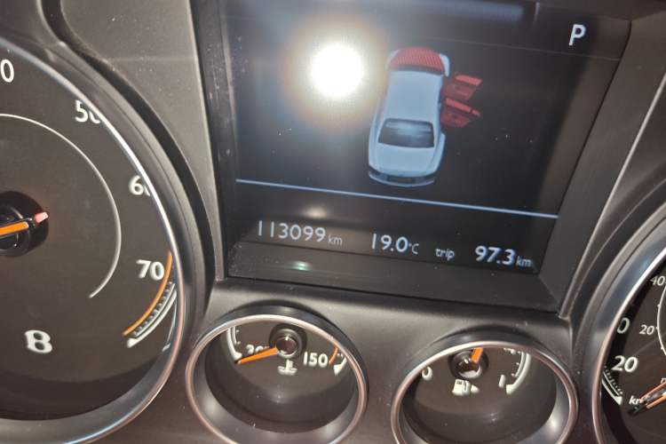 Used Bentley Flying Spur 2017 4.0T V8 Standard Edition Odometer Close Up