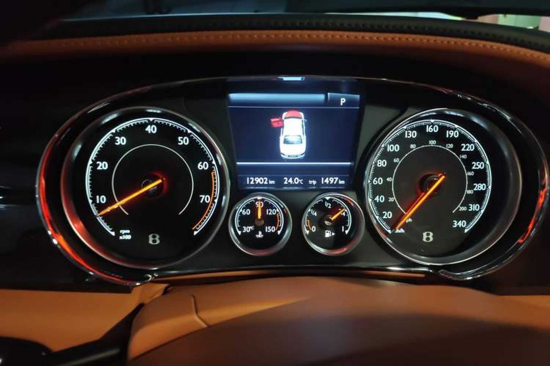 Used Bentley Flying Spur 2017 4.0T V8 S Standard Edition Odometer Close Up