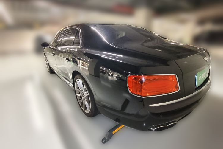 Used Bentley Flying Spur 2017 4.0T V8 S Standard Edition Rear Left 45 Deg