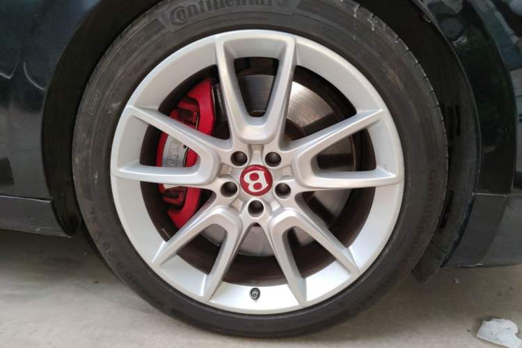 Used Bentley Flying Spur 2017 4.0T V8 S Standard Edition Right Front Wheel Hub